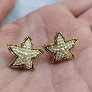Vintage Avon Sea Treasure Pierced Earrings Starfish, Goldtone, White